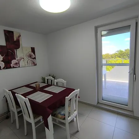 Apartma Jo-ma Pri Bioterme شقة